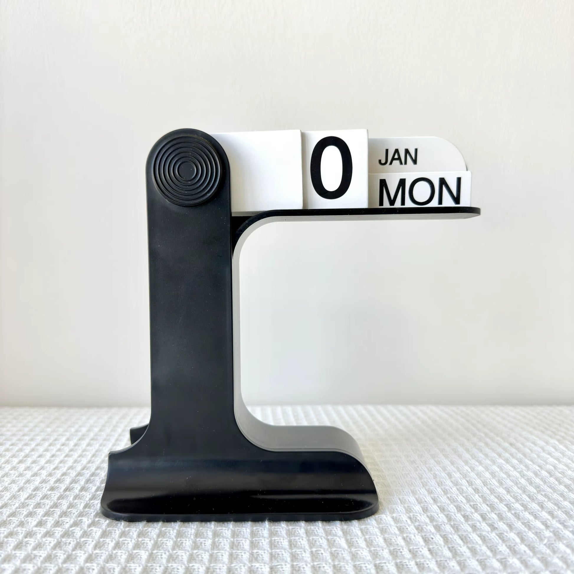 1Pc Modern Minimalist Style Plastic Creative Perpetual Calendar, Desk Calendar, Office Desktop Decoration, New Home Decoration