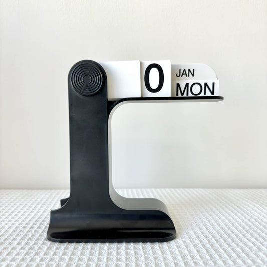 1Pc Modern Minimalist Style Plastic Creative Perpetual Calendar, Desk Calendar, Office Desktop Decoration, New Home Decoration